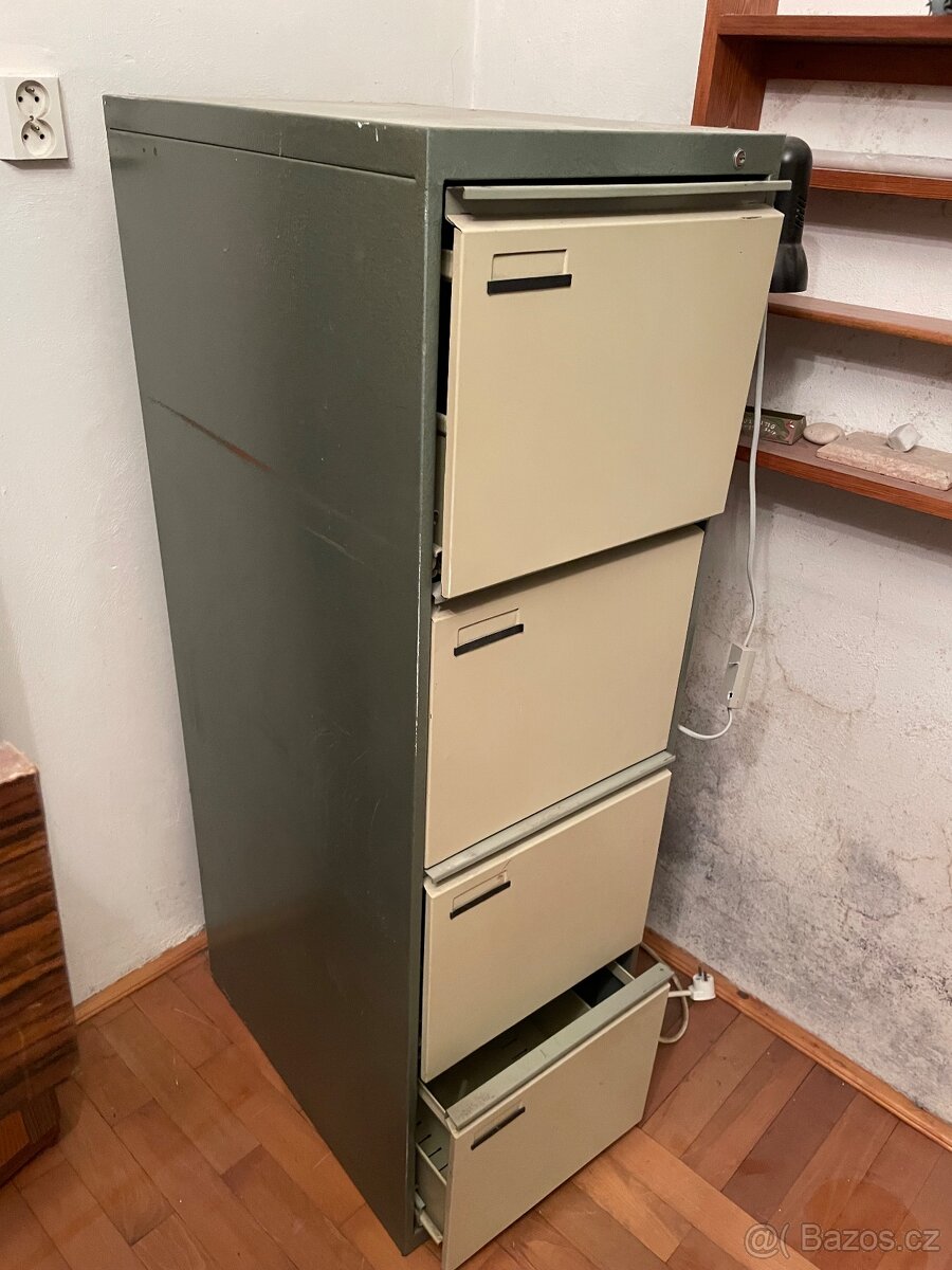 Kovová kartotéka - 2