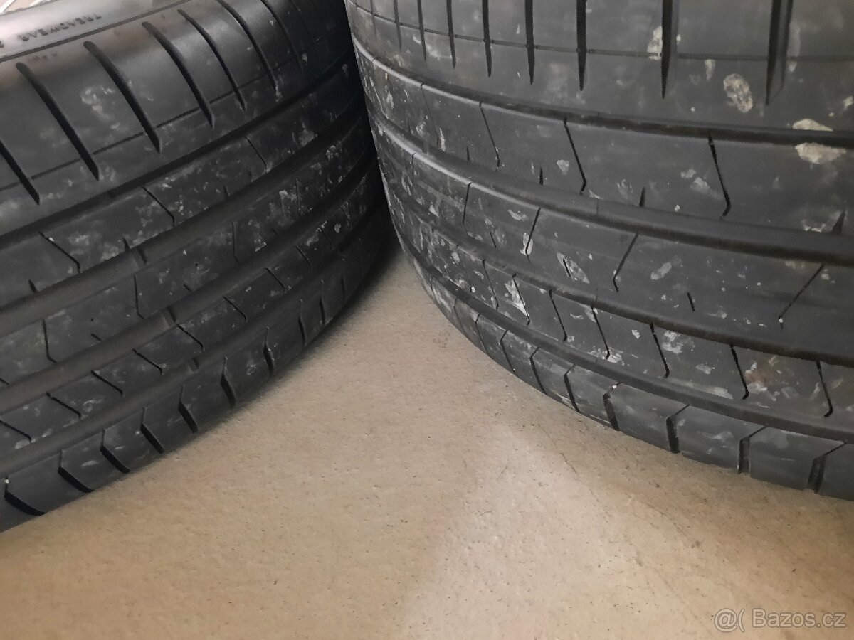 BMW X5, X6 - Pneu 305/40 a 275/45 R20 letní - 2