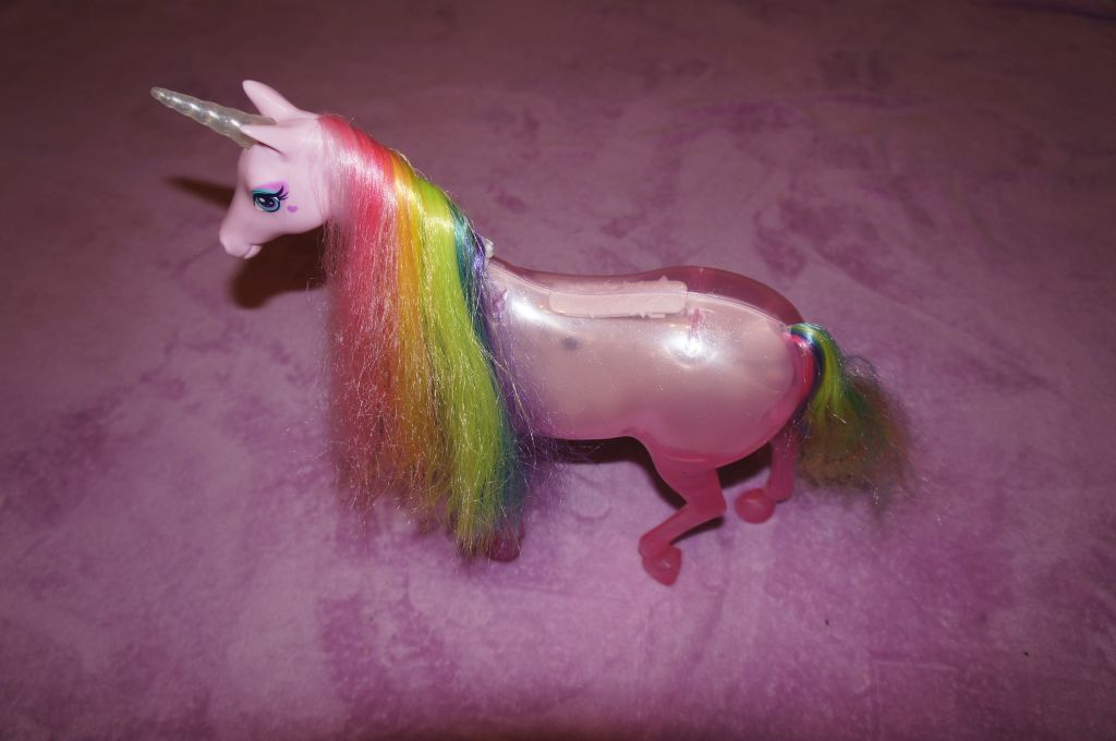 Barbie kouzelný jednorožec - 2