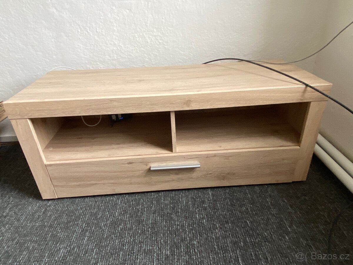 Televizní stolek - 2