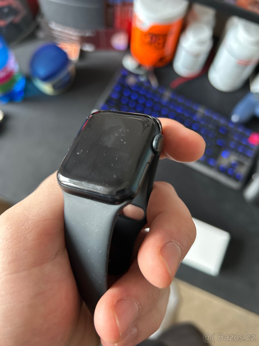 Apple Watch SE 2 - 2