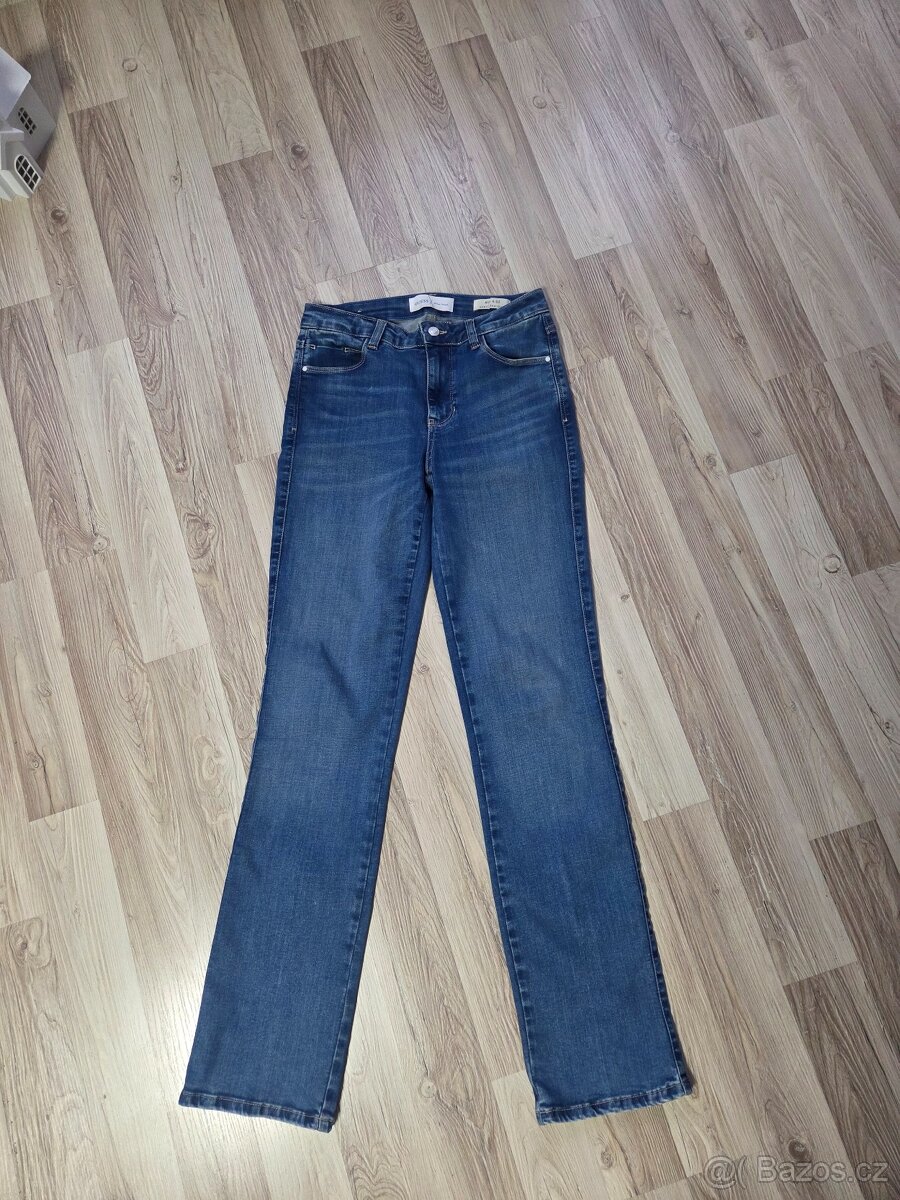 Guess džíny sexy straight vel. 28 - 2