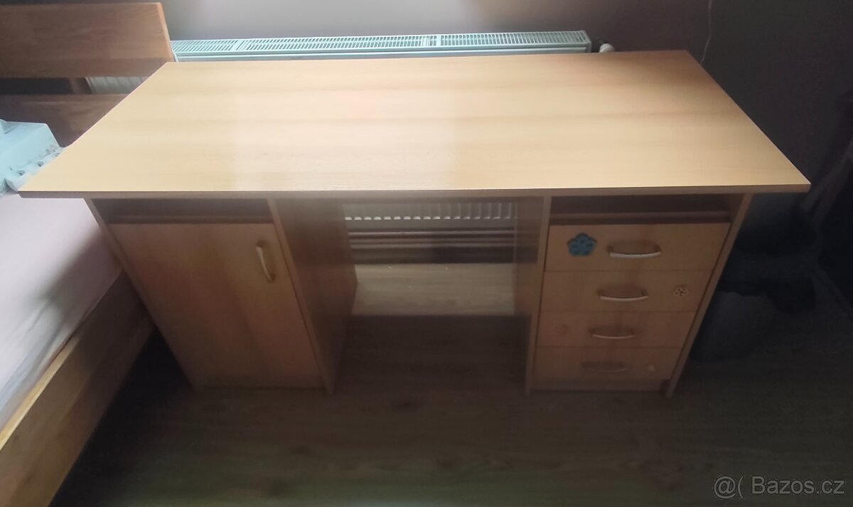 Psací stůl - 2