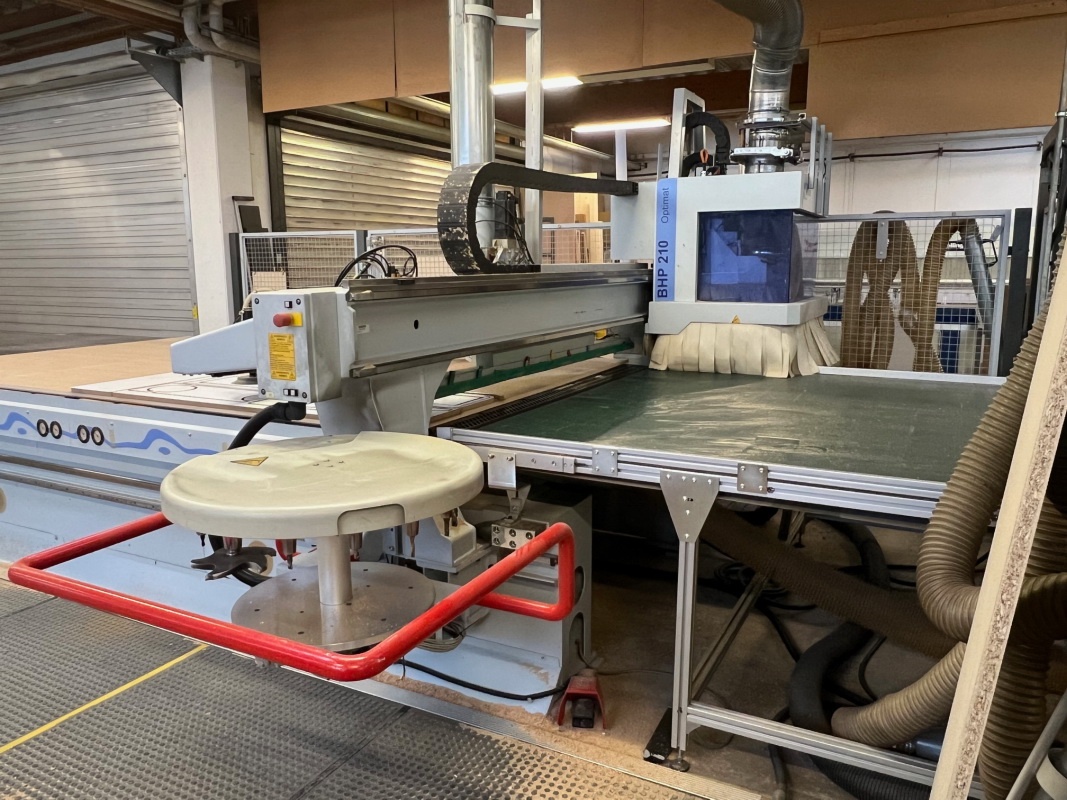 Nestingové CNC obráběcí centrum WEEKE BHP 210 - 2