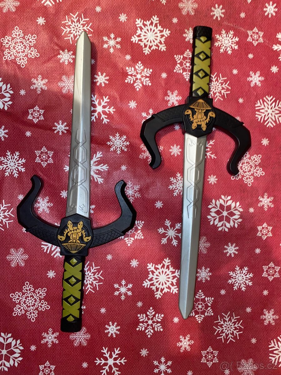 Hračky - meče, štíty, pistole atd. - 2