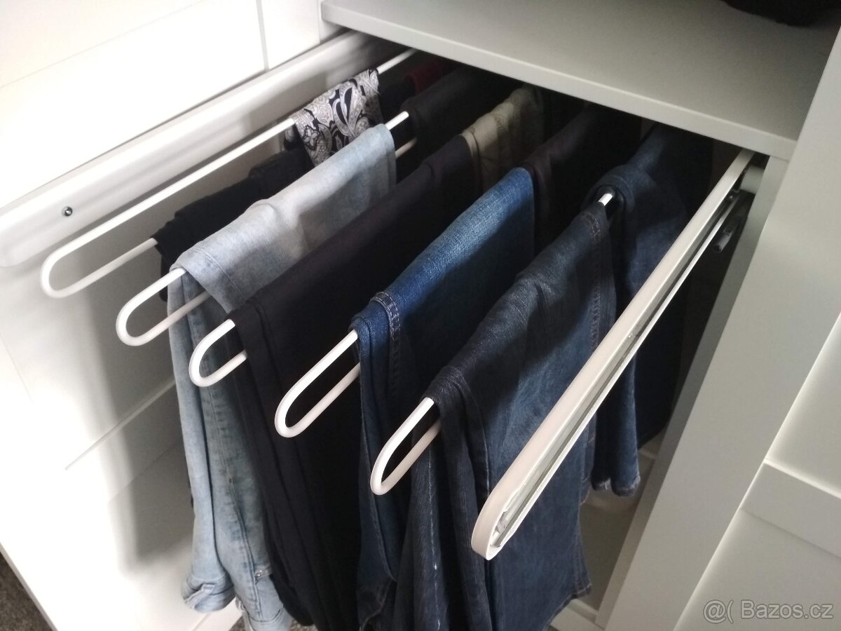 Výsuvný věšák IKEA PAX - 2