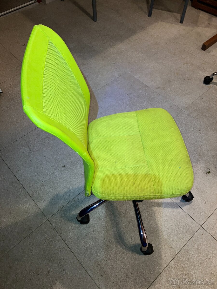 Dětská neonově zelená židle - 2