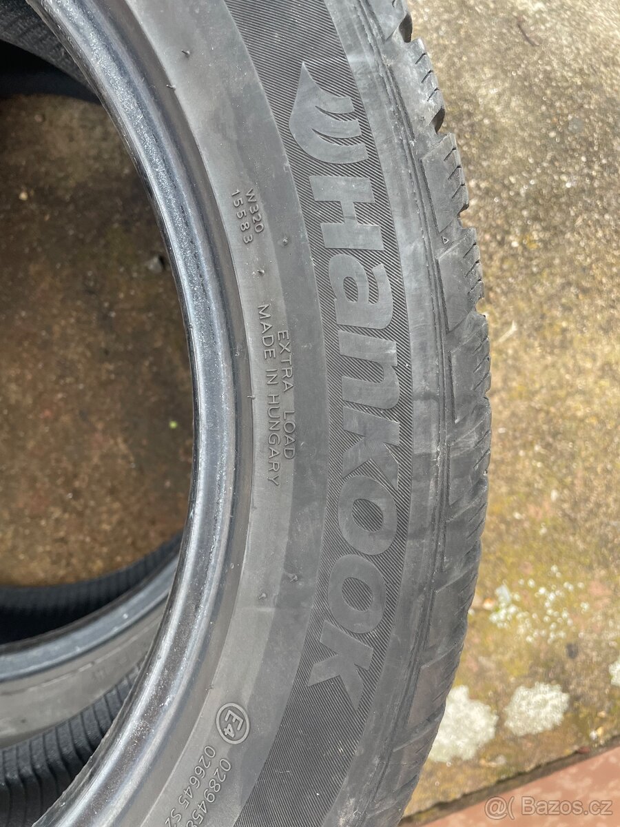 Zimní pneu 215/55/18 - 2