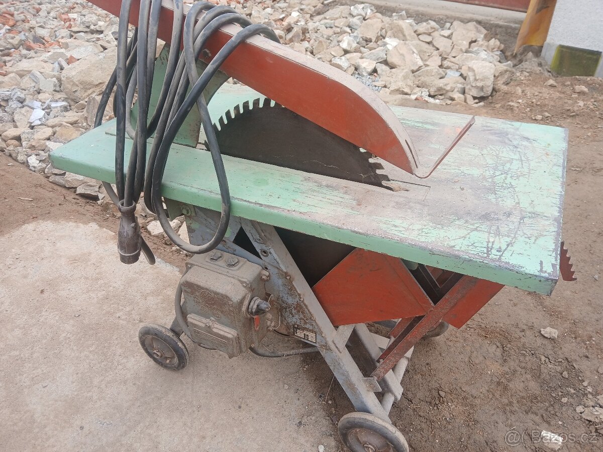 Cirkularka s kolebkou - 2