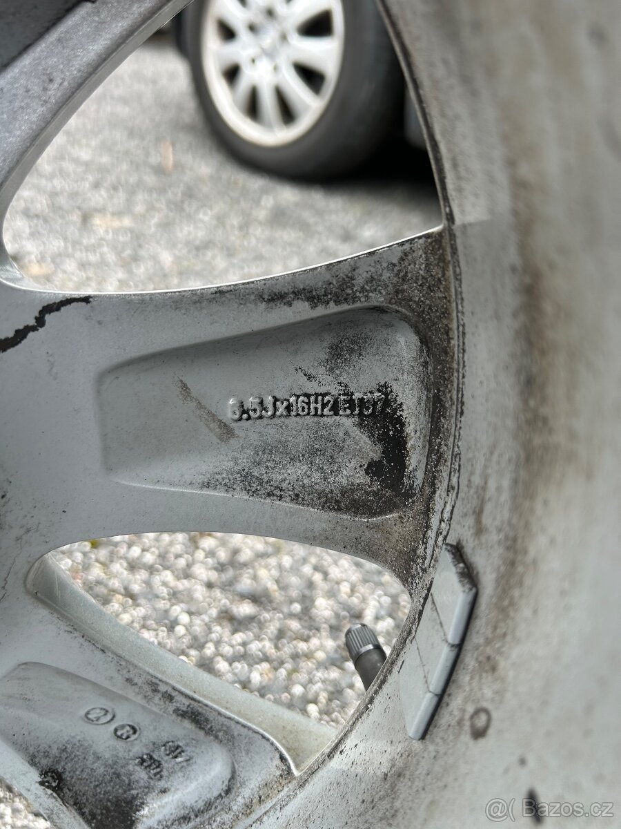 Opel Meriva B dvě sady alu kola - 2