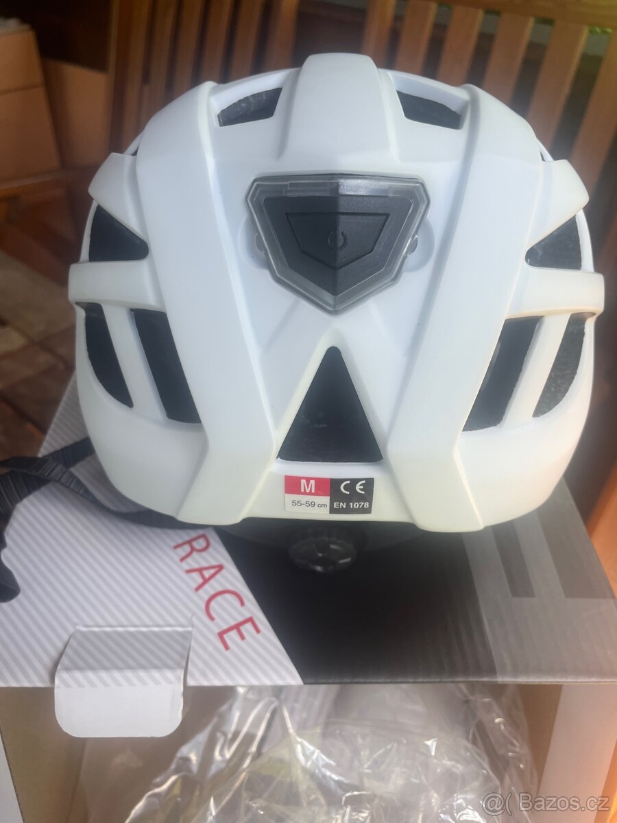 Cyklistická helma - 2