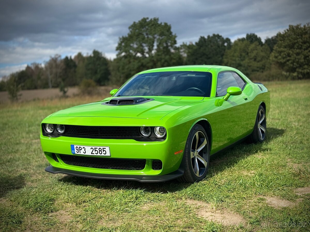 Dodge Challenger 5.7 Shaker - 2