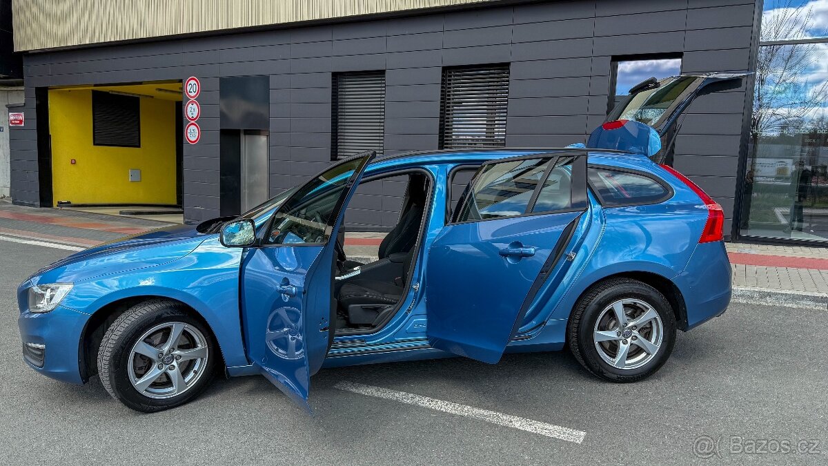 Volvo V60, D4 diesel, automat - 2