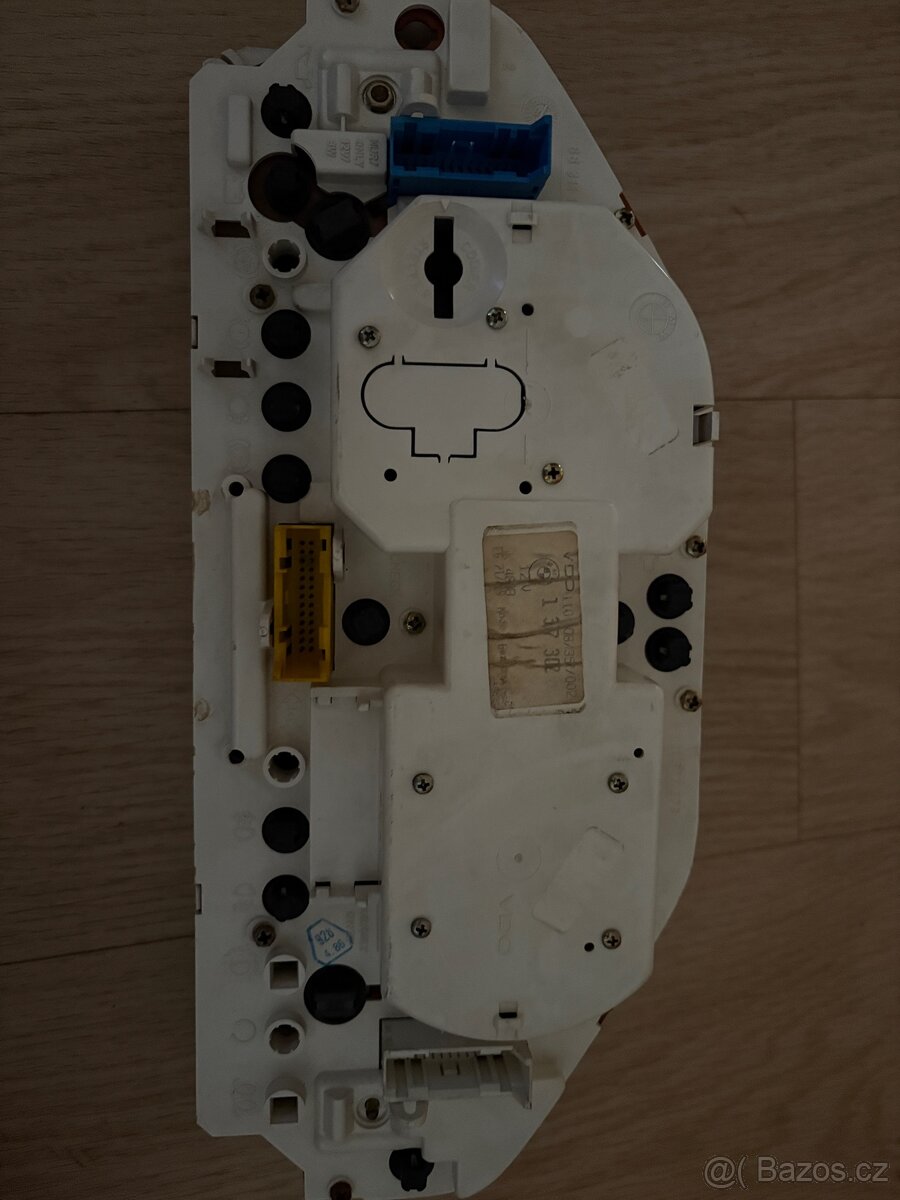 Přístrojová deska BMW E30 – VDO - 2