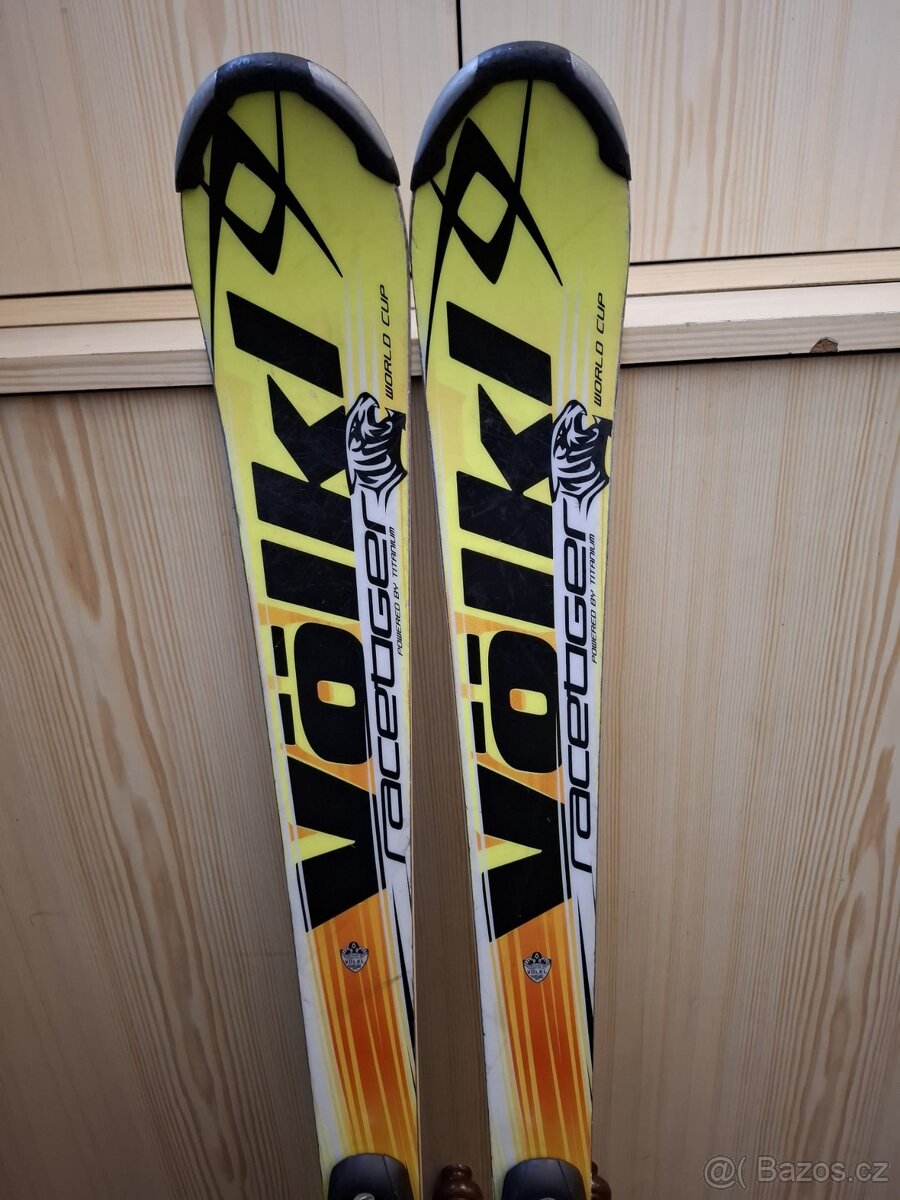 Sjezdové carvingové lyže Volkl v délce 150 cm - 2