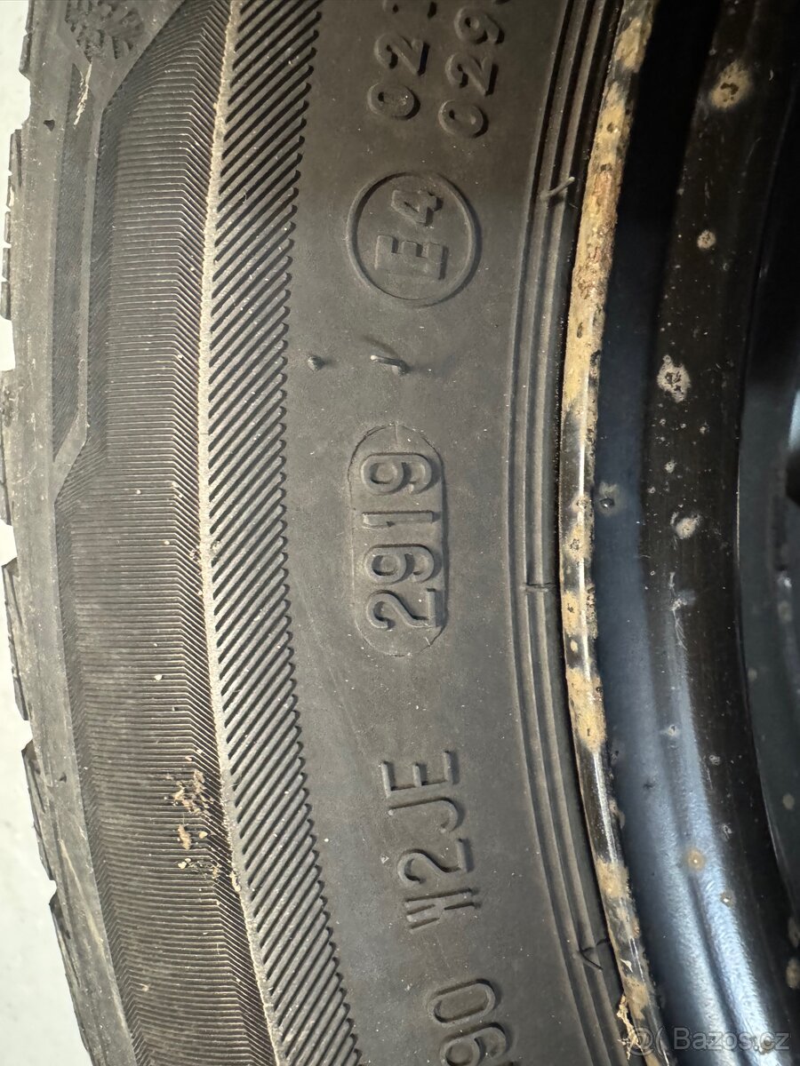 185/60/15 kola fabia,rapid - 2