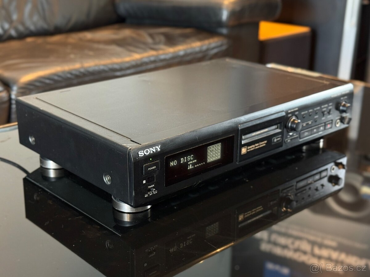 Sony MDS-JE500 MiniDisc přehrávač - 2