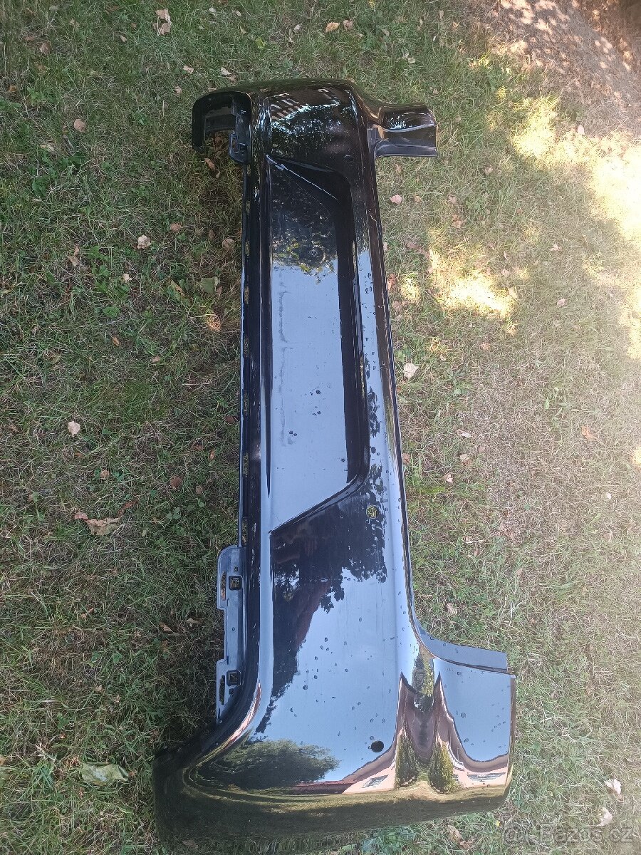 Zadní narazník VW Golf VI - 2