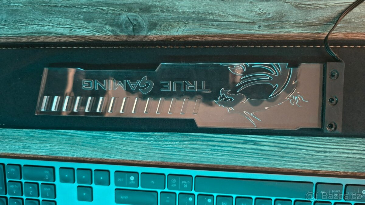 MSI rgb svítící destička pod grafiku TRUE GAMING - 2