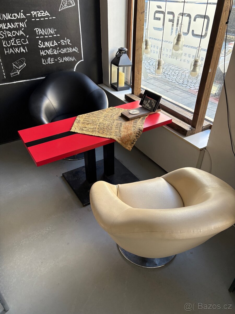 Nábytek - vybavení kavárny - 2