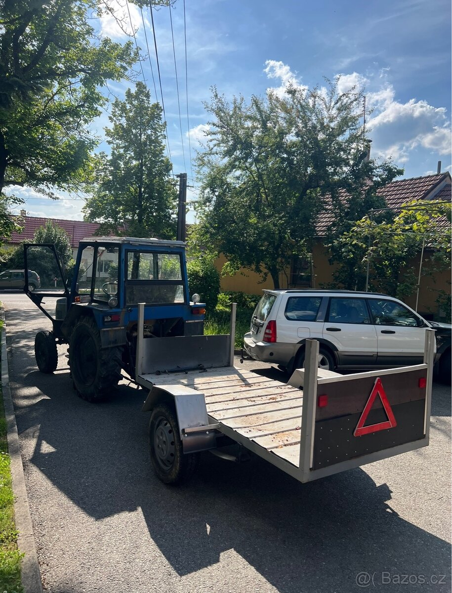 Zetor s přívěsem - 2