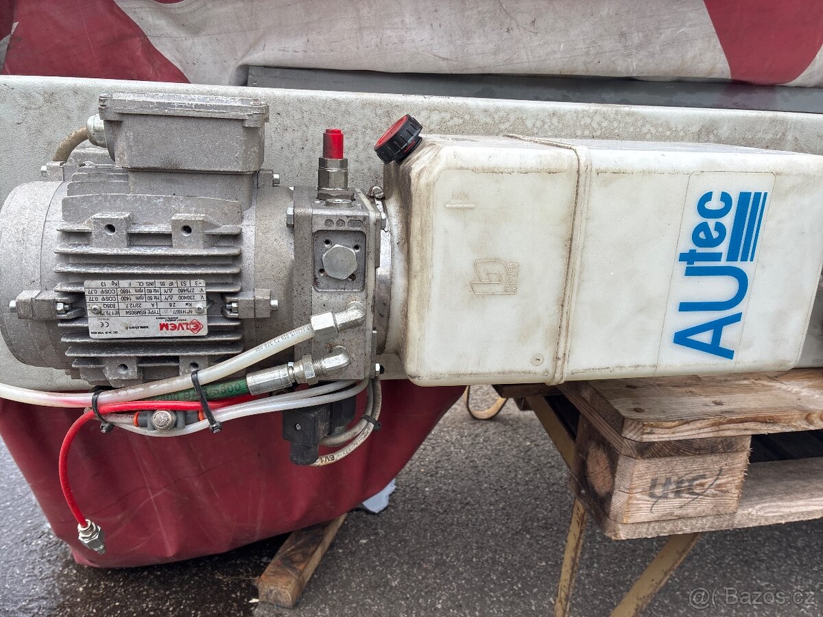 Dvousloupový zvedák autec - 2