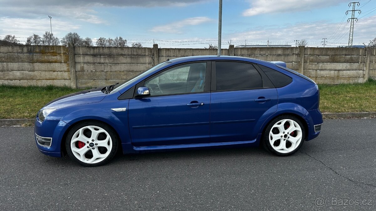 FORD FOCUS 2.5 ST - 2