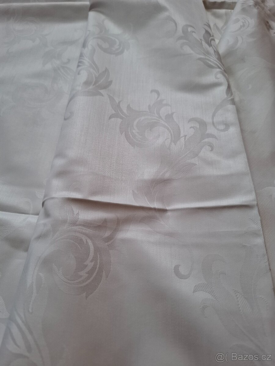 Damašek bílý - 2
