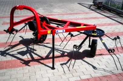 Dvourotorový obraceč sena - 2