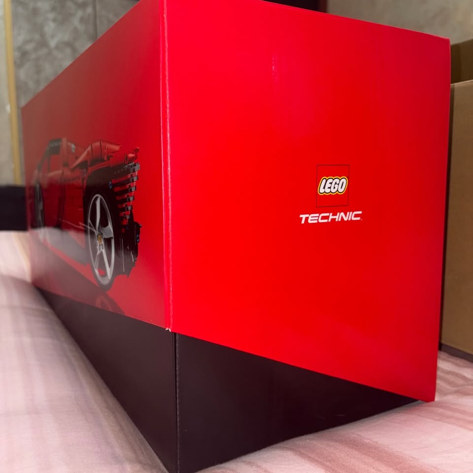 Set LEGO Ferrari Daytona - 2