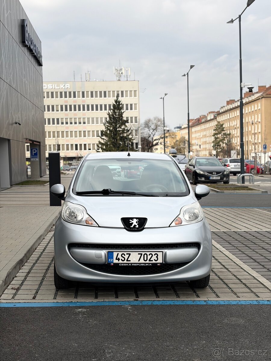 Peugeot 107, 1.0 , rok 2006 - 2