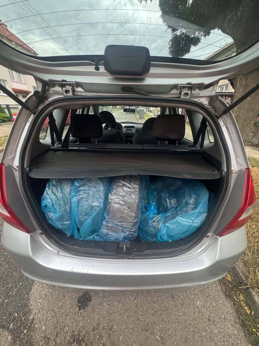 Honda Jazz 1.2, 2002, 57 kW - 2