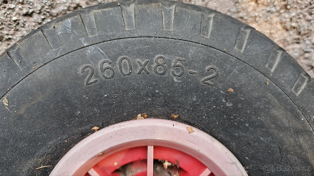 Nafukovací kolečka 260×85 ( 3.00-4 ), včetně disku - 2