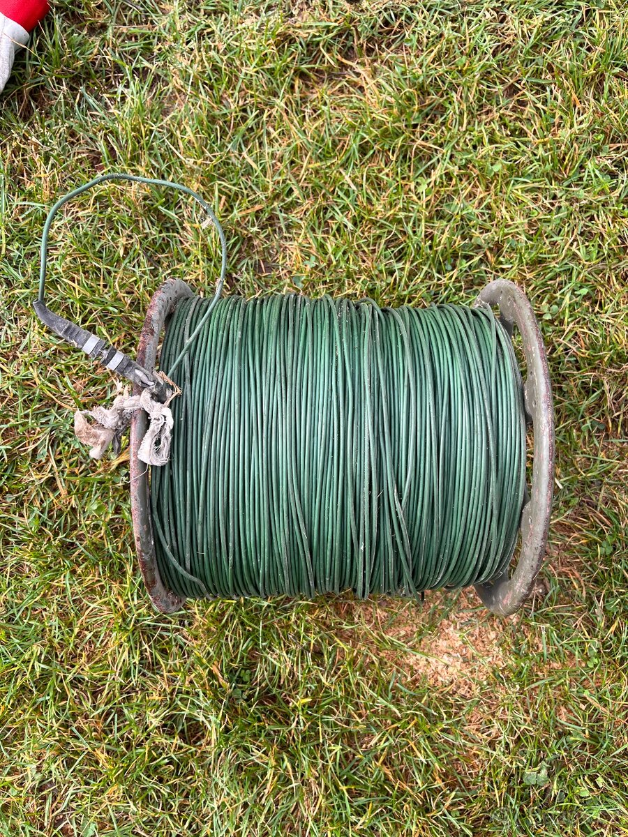 Kabel jednožilový/dvoužilový na cívce (armádní) - 2