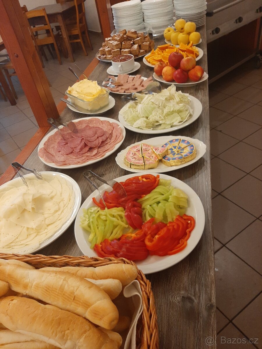 Kuchařka/kuchař - 2