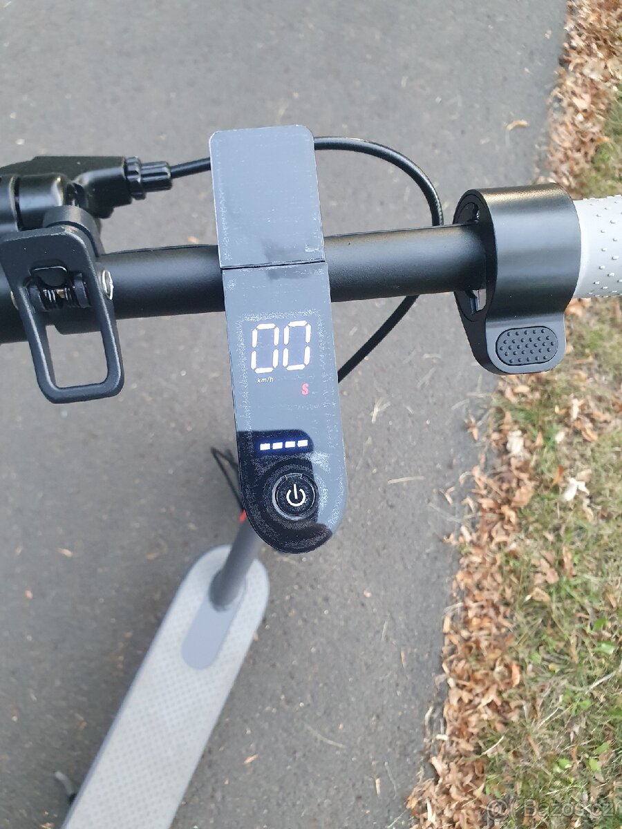 Elektrická koloběžka 350W - 2