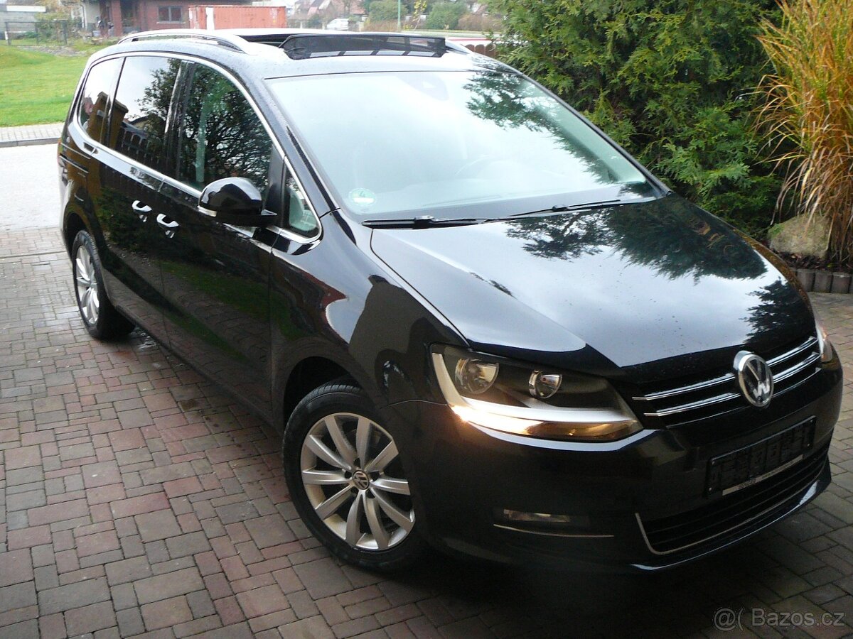 VW SHARAN 2.0 TDI 130KW 7MÍST DSG+F1 PANORAMA NAV ACC FRONT - 2