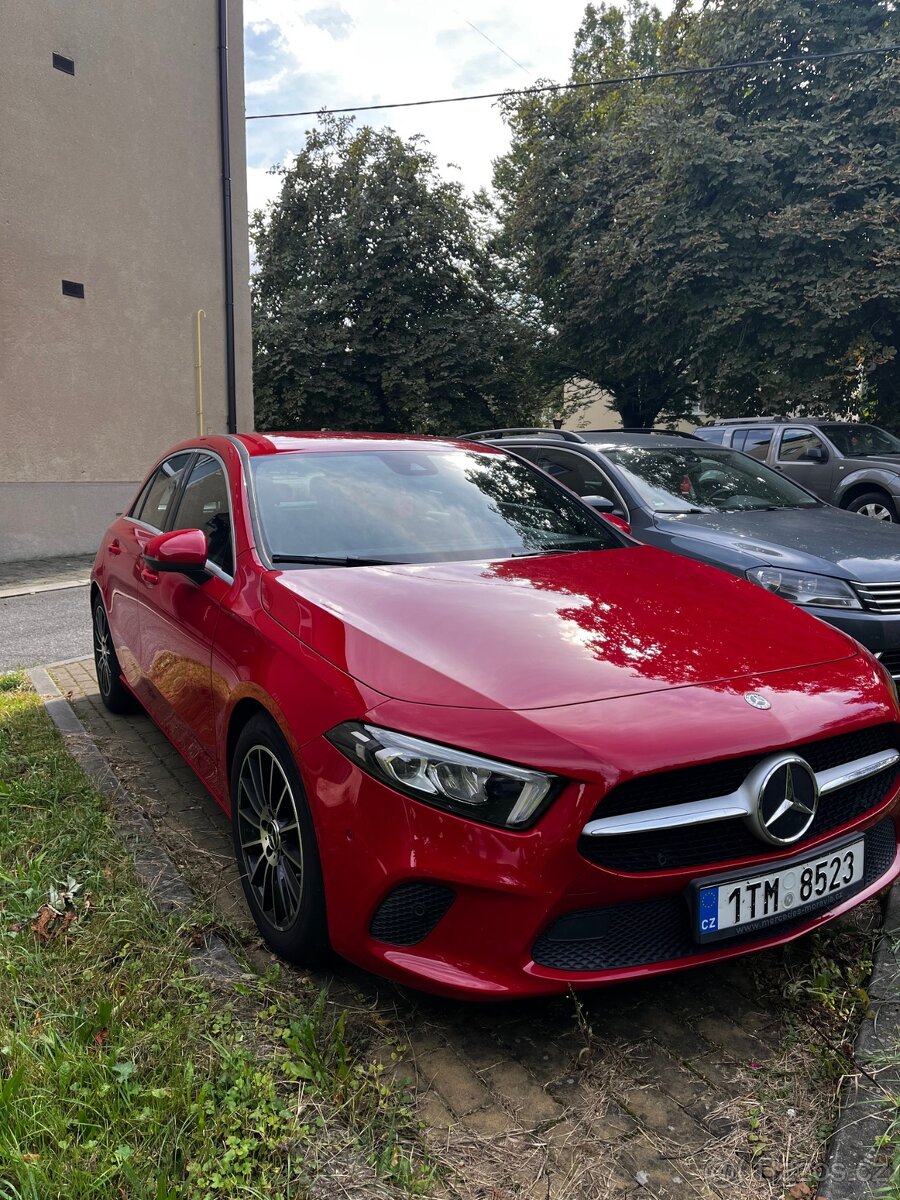 Mercedes - Benz A180 - 2