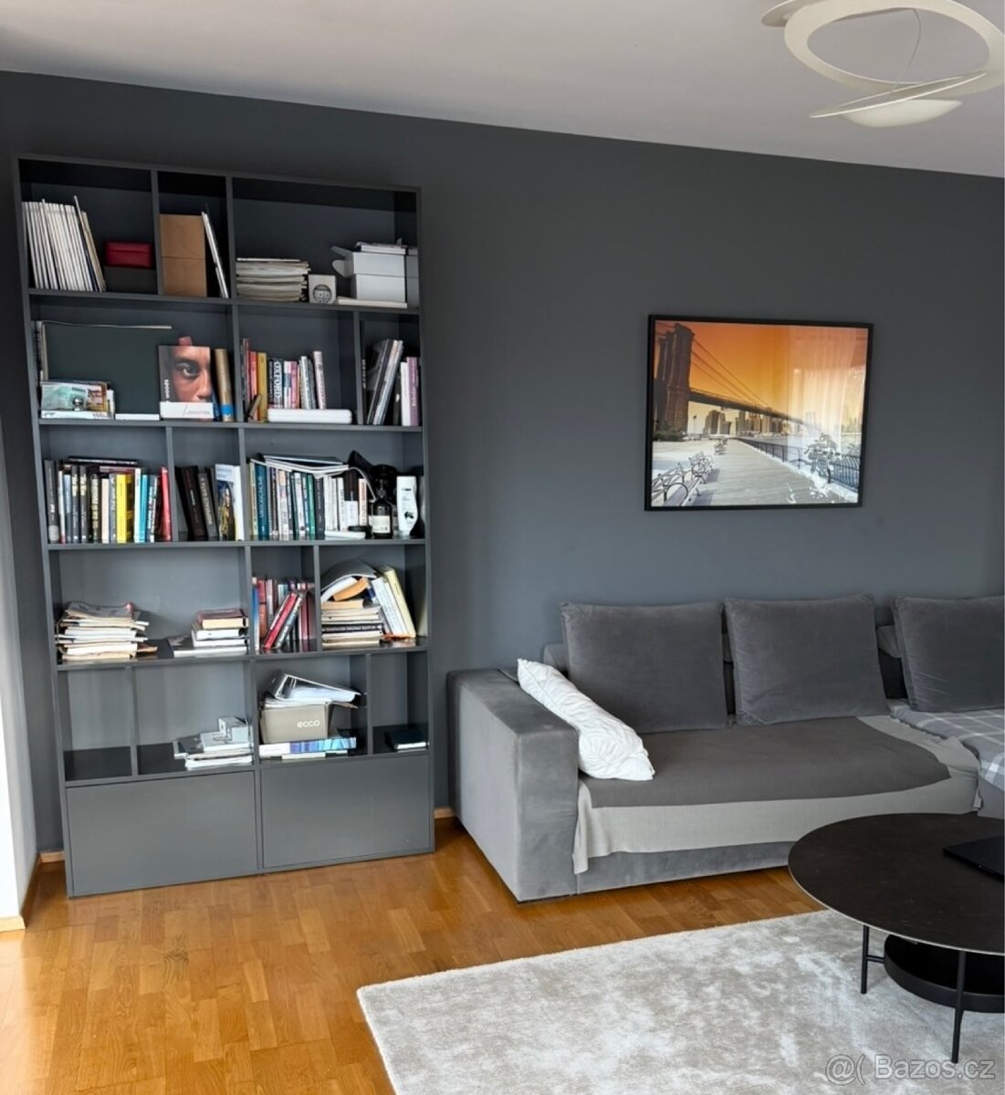 Prodám knihovny - 2