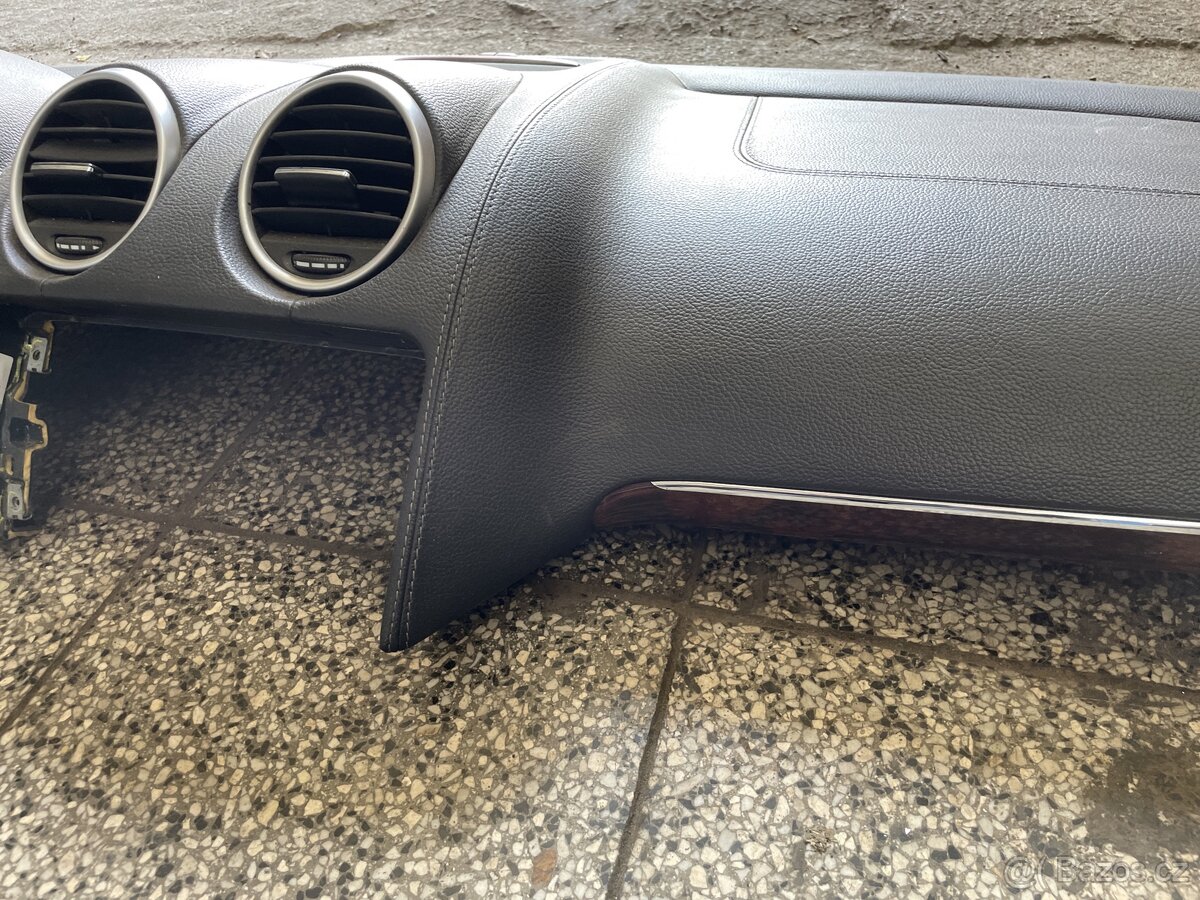 Mercedes-Benz w164 ML kožena Palubovka kožené tapecy roleta - 2