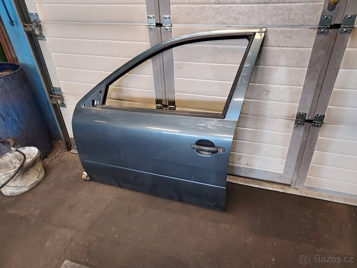 levé přední dveře Octavia 1 - 2