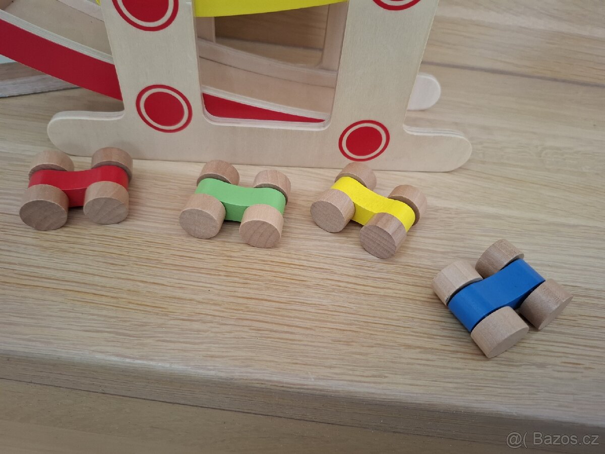 Dřevěná autodráha - 2