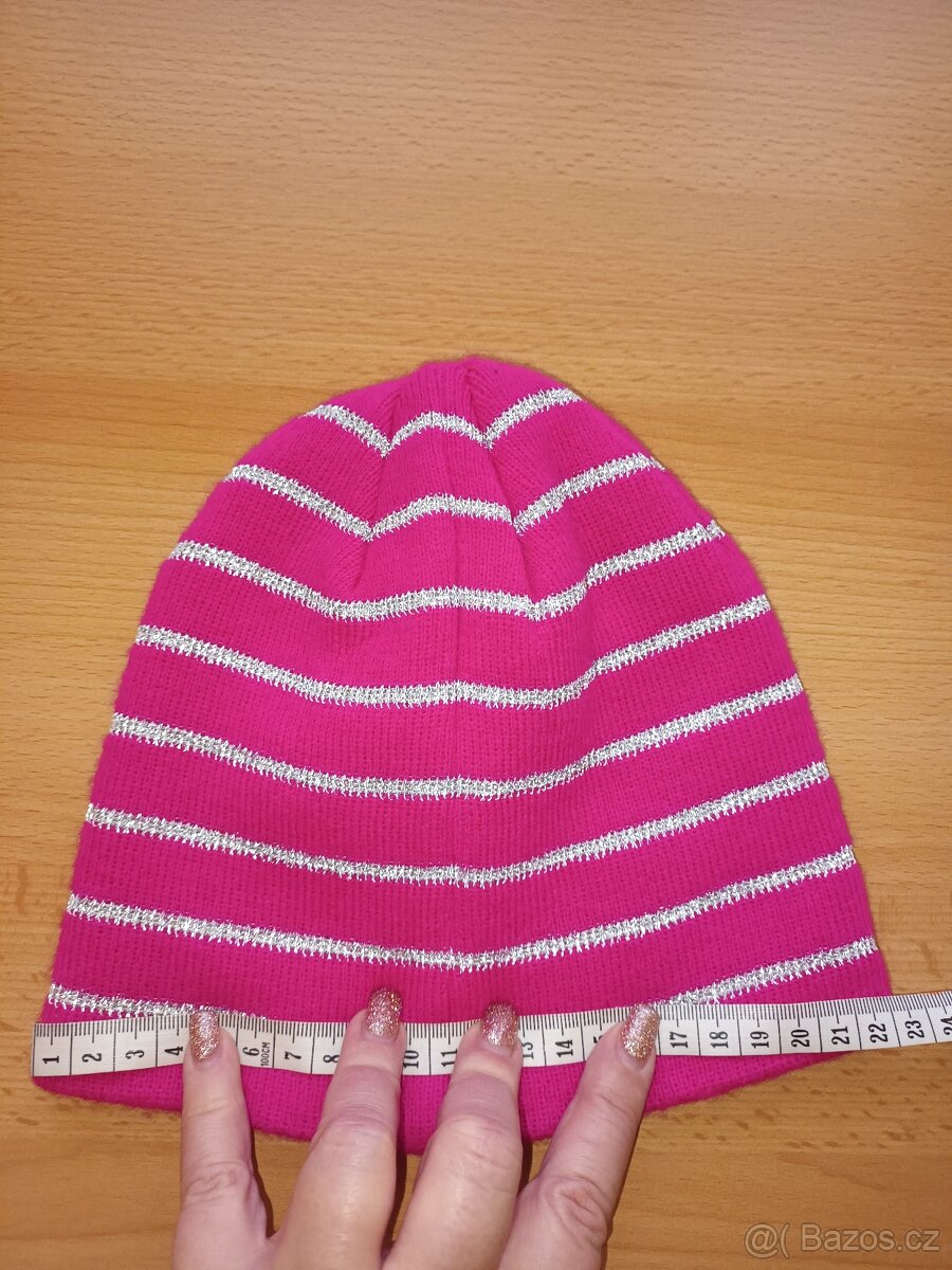 Dívčí čepice - 2