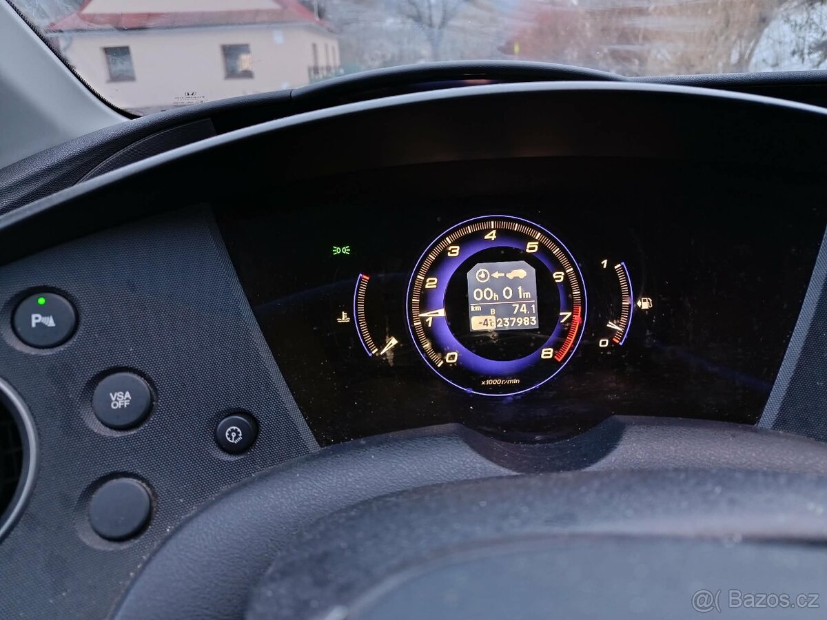 Honda Civic 1.8 iVTEC - 2