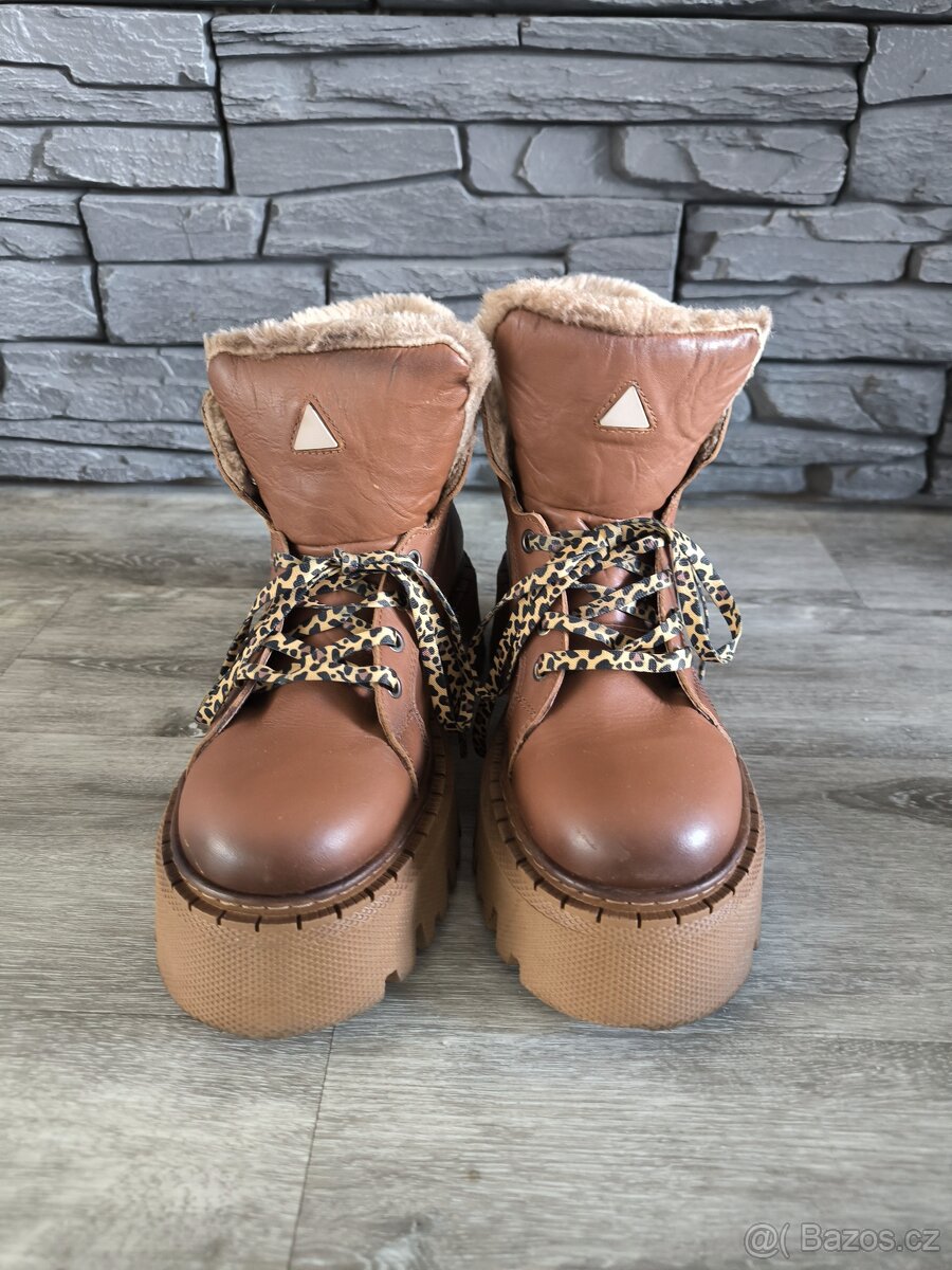 Zimní boty vel. 39 - 2