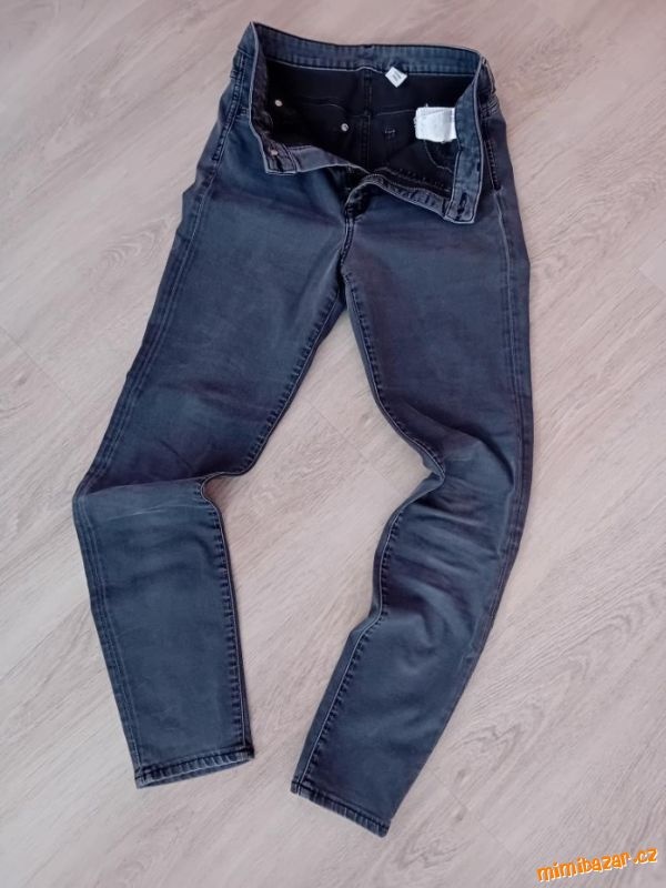 PĚKNÉ PRUŽNÉ DŽÍNY - vel.S/M /zn.H&M - 2