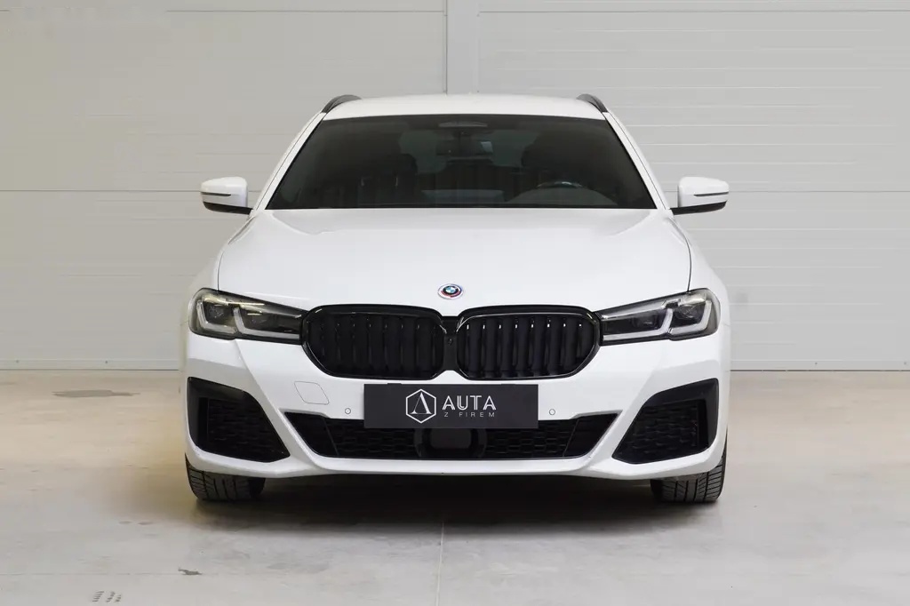 BMW Řada 5, 4x4,TAŽNÉ,DPH,ČR,Adaptiv LED - 2