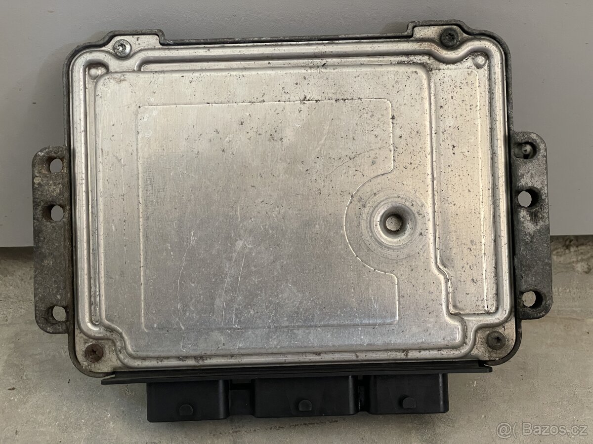 Řídící jednotka motoru (ECU) - Ford C-Max 1 ID:149 - 2