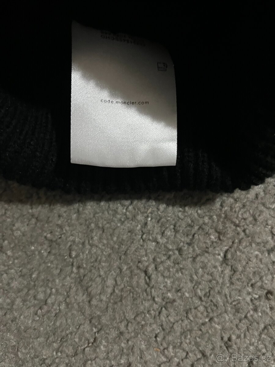Moncler čepice černá - 2