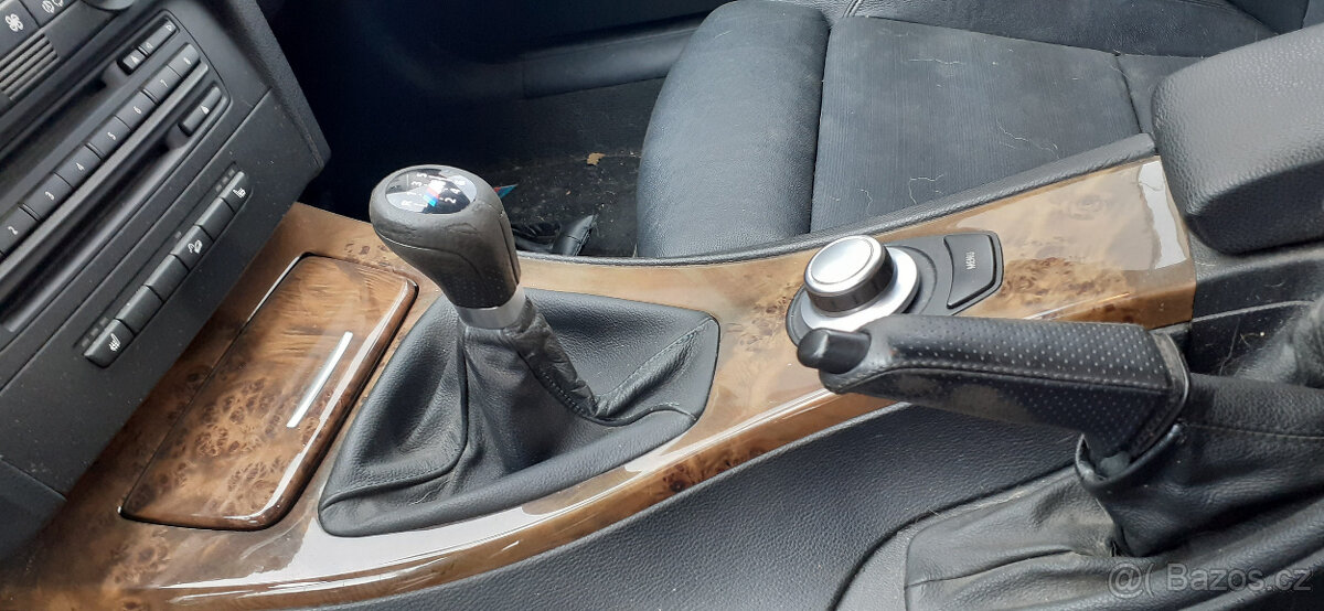 BMW e90 / e91 - Interierový dekor ve světlém dřevě - 2